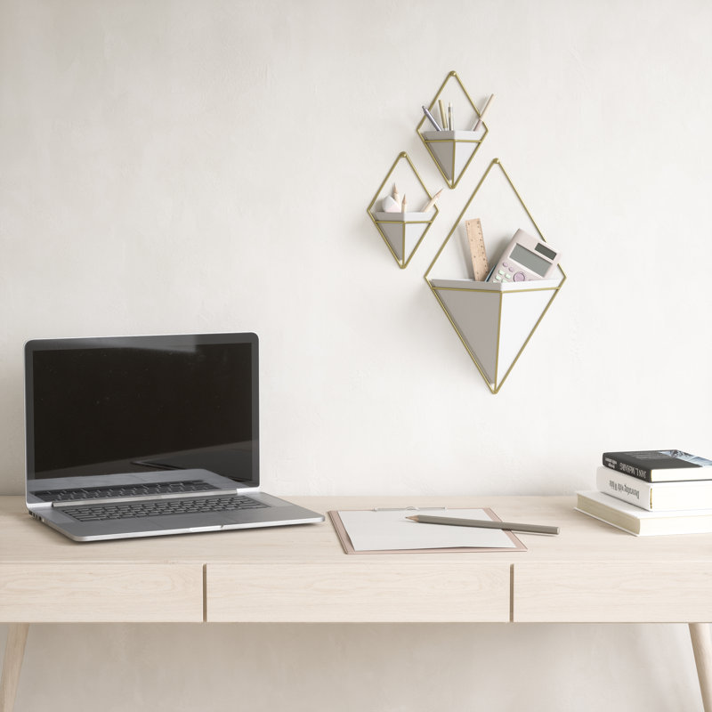 Trigg Modern Abstract Wall Decor on Resin, 7.5" H x 4.4" W x 2.88' D, White/Brass