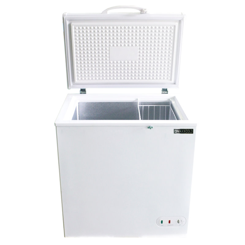 Maxx Cold 30.4" Compact Solid Top Chest Freezer - 5.2 Cu Ft