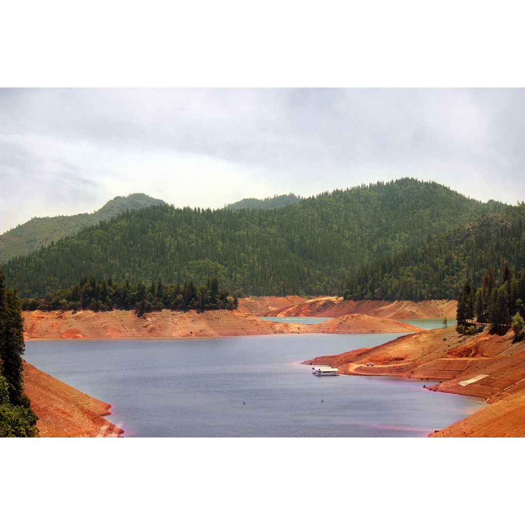 Shasta Lake von Crisserbug - Leinwandbild