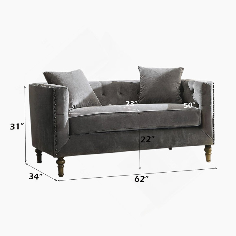 Causeuse en velours gris Sidonia avec 2 coussins, capitonnage à boutons et garniture cloutée