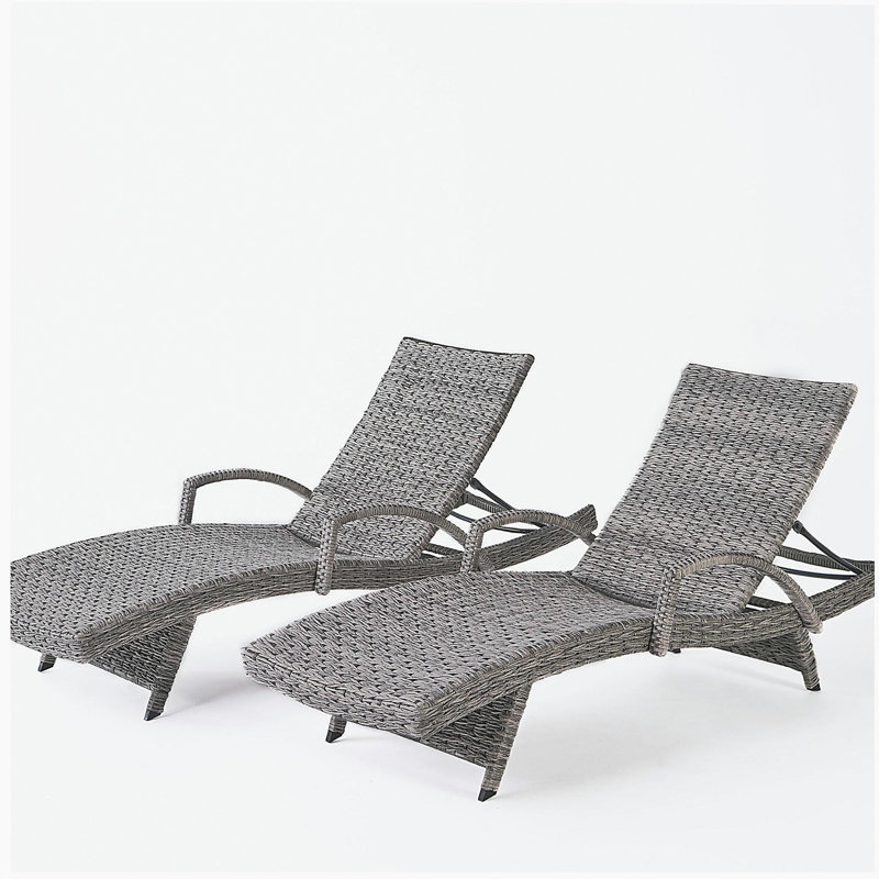 Chaise longue en osier crème