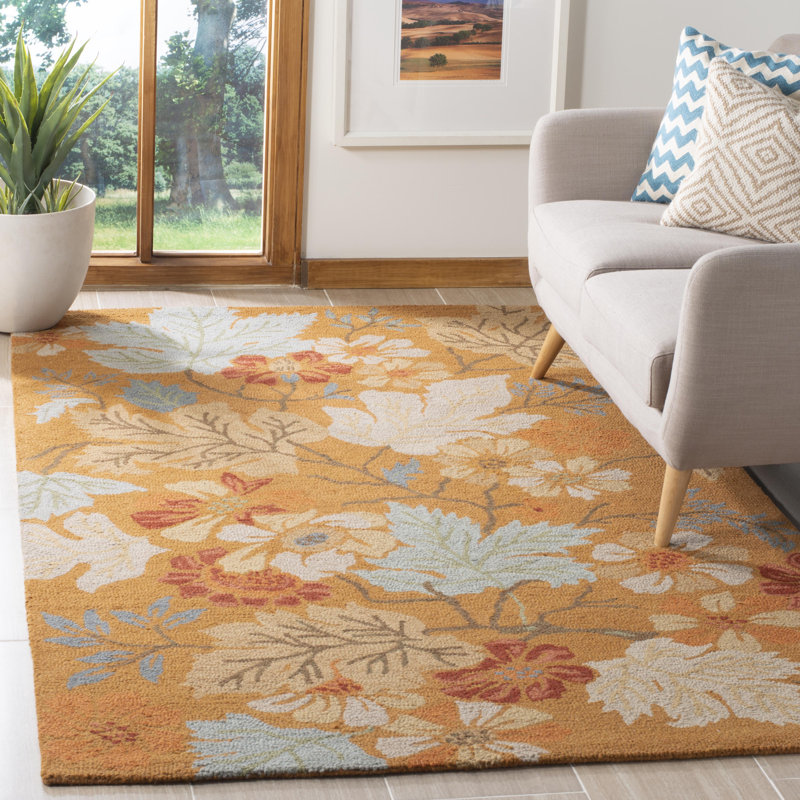 Emrick Hand Hooked Wool/Cotton/Latex Floral Rug in Orange, Rectangle 8' x 10'