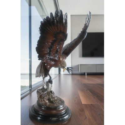 Sculpture bronze aigle en vol, base en cire perdue 17 po x 11 po x H 24 po