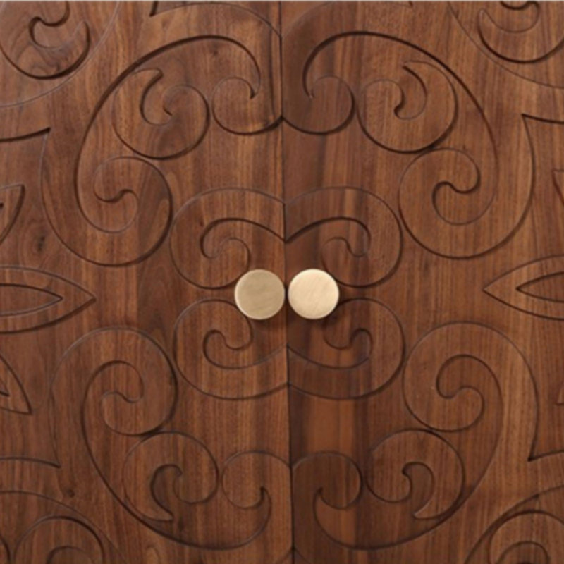 Buffet entièrement en bois massif