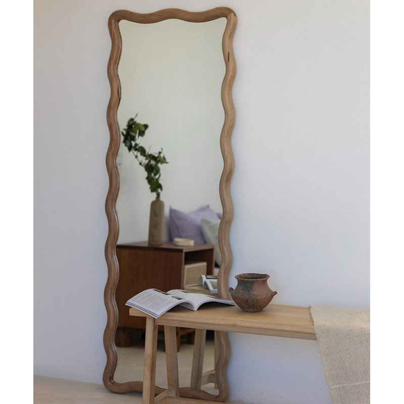 Miroirs pleine grandeur en bois massif de forme libre, 66.93" H x 27.56" W