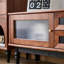 Meuble télé rétro avec armoire de rangement fermée-109146765