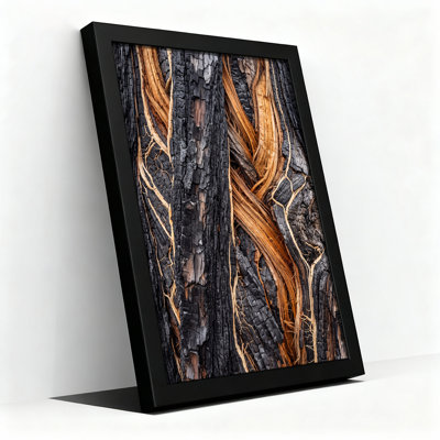 «Burnt Tree Bark», art mural noir et orange sur toile
