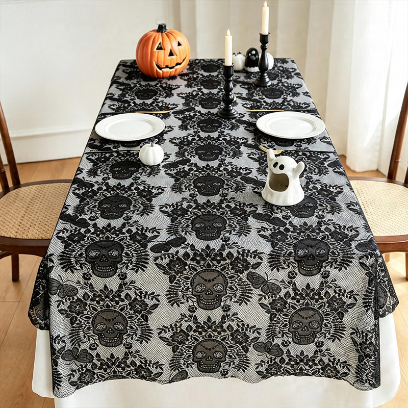 Nappe d'Halloween en dentelle noire fantôme