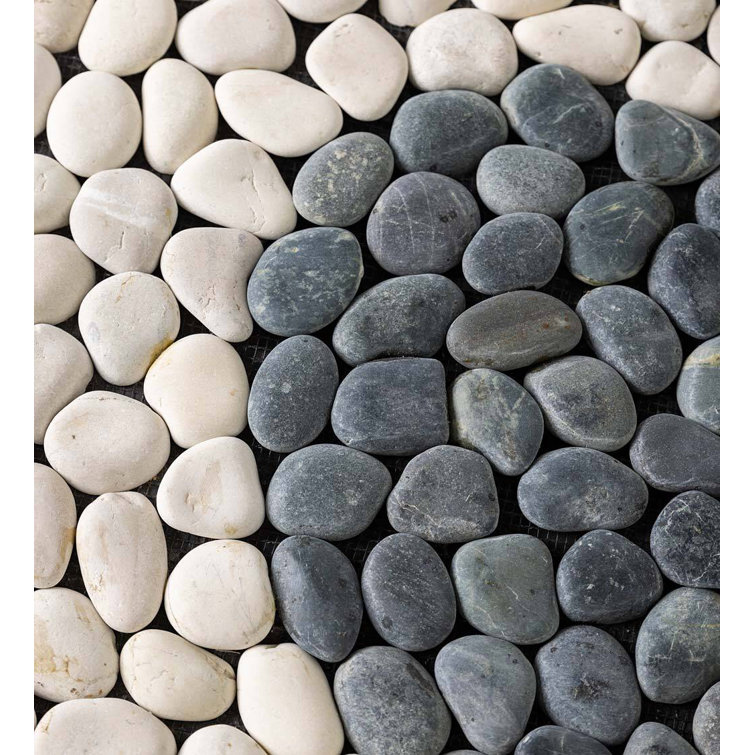 Indoor/ Outdoor River Stone Gray and White Doormat