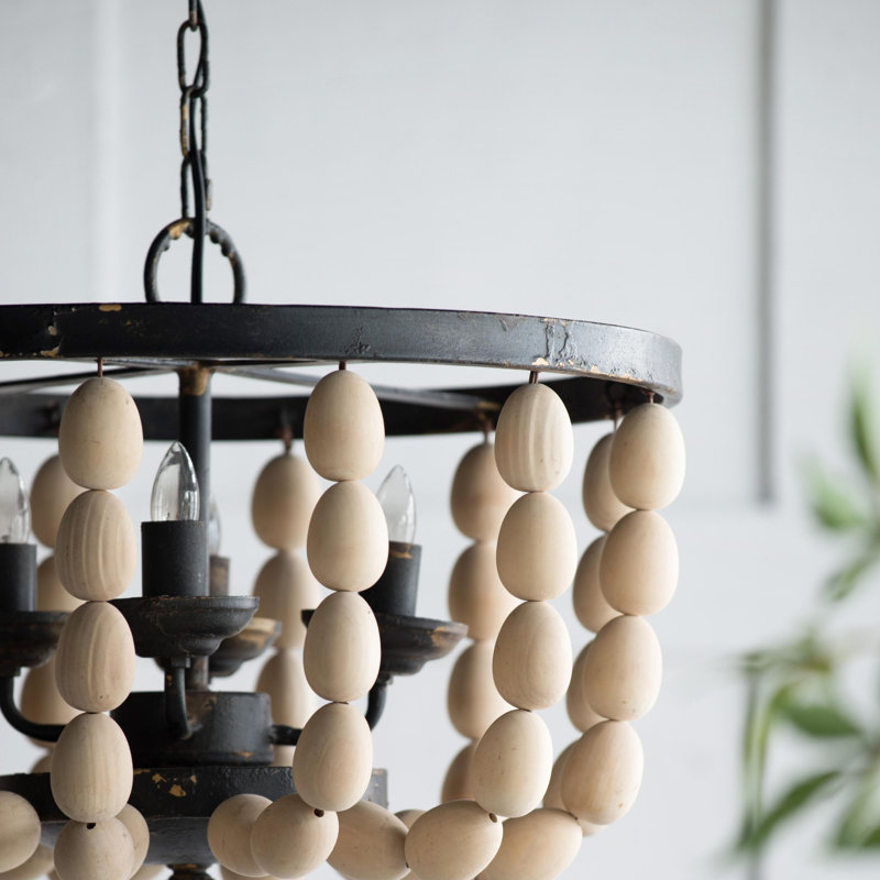 Suspended luminaire with adjustable chain