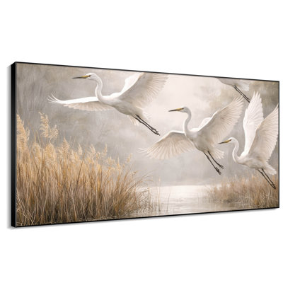 Très grand art mural imprimé sur tissu - Aigrettes blanches élégantes dans une scène de nature humide de brume pour le salon - «Assemblage requis du cadre (cadre non fini)»