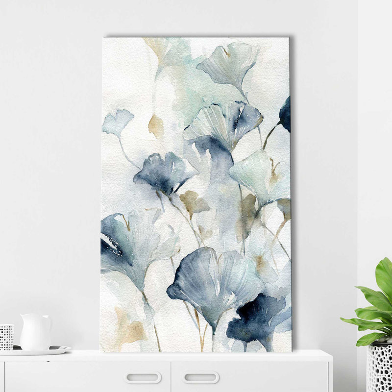 Indigo Ginkgo II par Carol Robinson - Peinture, L 18 po x H 30 po, Toile tendue