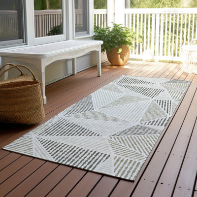 Itzayana Geometric Indoor / Outdoor Rug