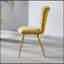 Ensemble de chaises confortables et modernes avec coussins moelleux et dossier élégant