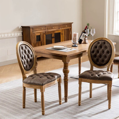 Chaise de salle à manger en cuir artificiel avec boucle à la main et garniture cloutée
