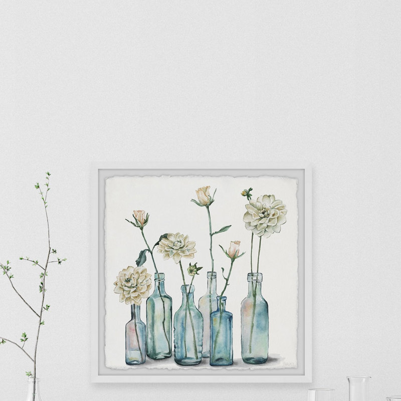 «Clearly White» par Parvez Taj - reproduction de cadre photo sur papier, H 32 po x l 32 po x P 1,5 po