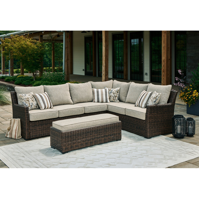 Evolo 111.5'' Outdoor Patio Sectional Set