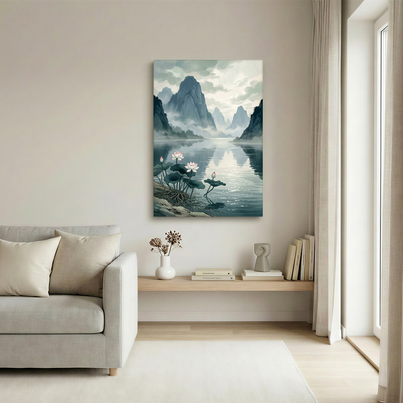 Fleurs de lotus et montagnes brumeuses, tableau sur toile à l'encre bleue, 36"H x 24"W
