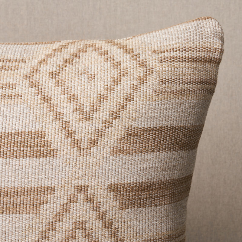 Manta Performance Pillow