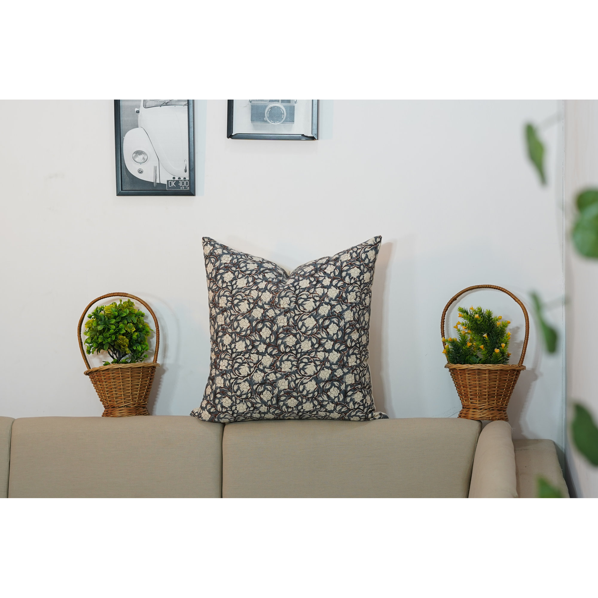 Lerah Cotton Indoor/Outdoor Pillow Cover, 20" x 20"