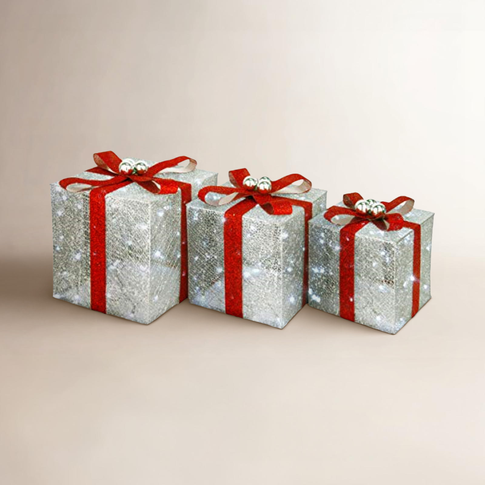 Pre-Lit Crystal Silver Gift Box Set