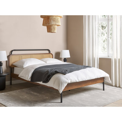 Amatullah Bed