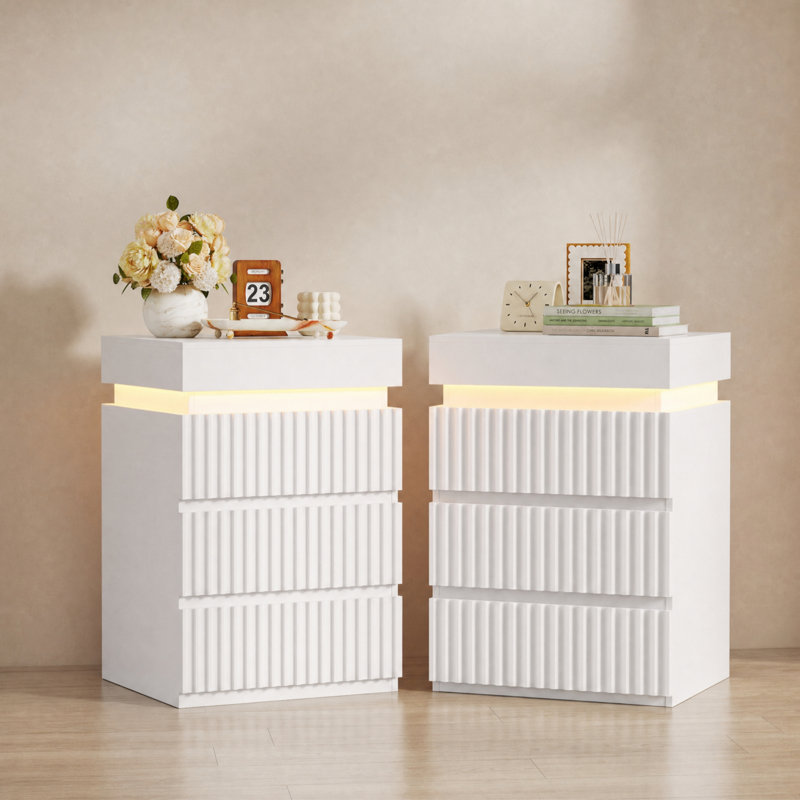 (Ensemble de 2) Tables de chevet de 66 cm (26 po) de hauteur, à 4 tiroirs, avec station de recharge et lumière DEL, Blanc