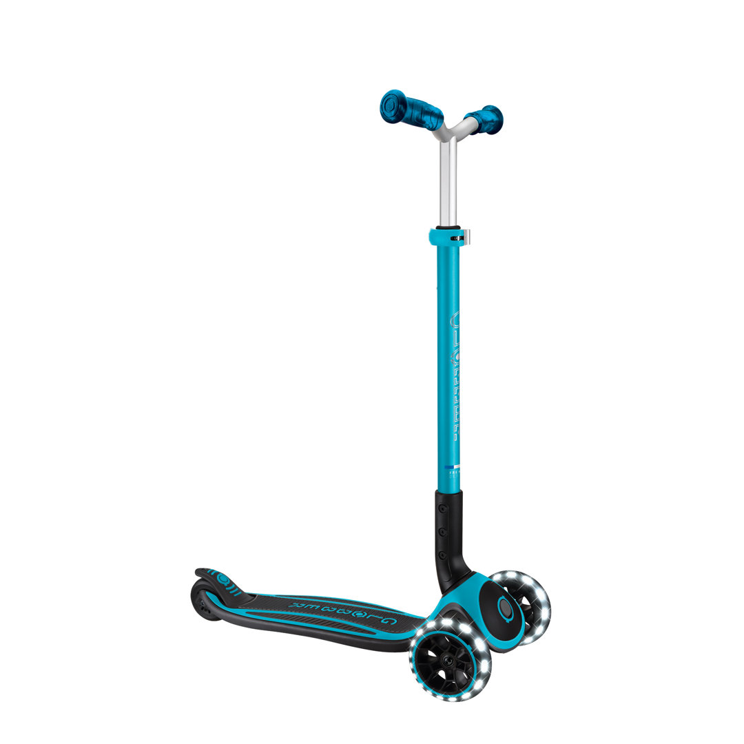 Globber Ace Lights 3 Wheel Scooter
