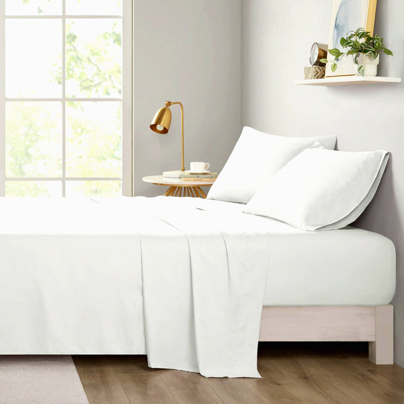 CozyDreams Wrinkle-Resistant Soft Sheets Set - All Season Twin Bedding with Matching Pillow Case, 12" Pocket, Microfiber White - Modern & Cozy
