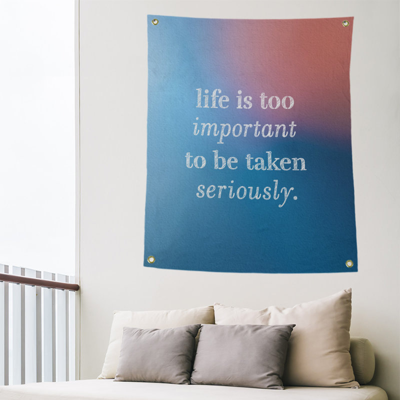 Tapisserie de levity et citation en polyester, H 80 po x l 59 po, Bleu / Rose