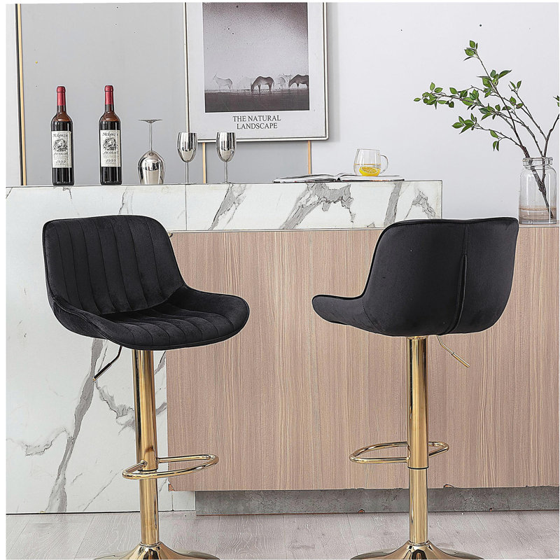 Repose-pieds et base chromés, ensemble de 2 chaises de bar en cuir de velours à hauteur réglable et pieds dorés, noir