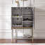 Buffet de vin moderne peint