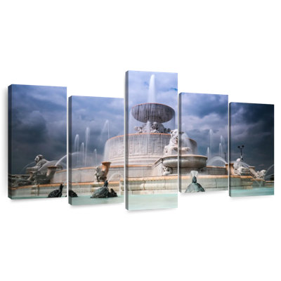 James Scott Memorial Fountain