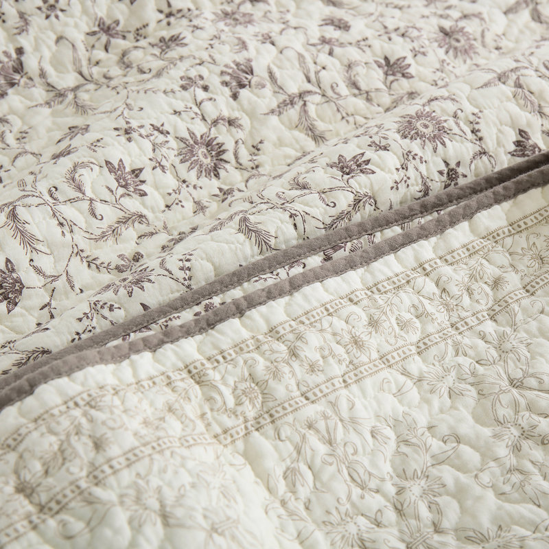 Cotton Quilted Toile Quilt, King Quilt + 2 King Shams, Off-White Toile