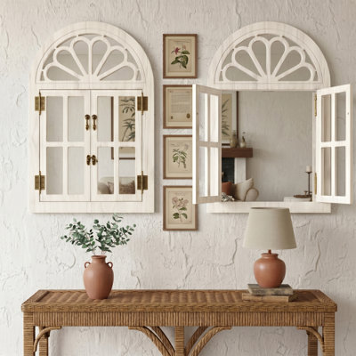 Miroir mural arqué en bois encadré avec portes qui s'ouvrent, miroir décoratif de style fenêtre rétro