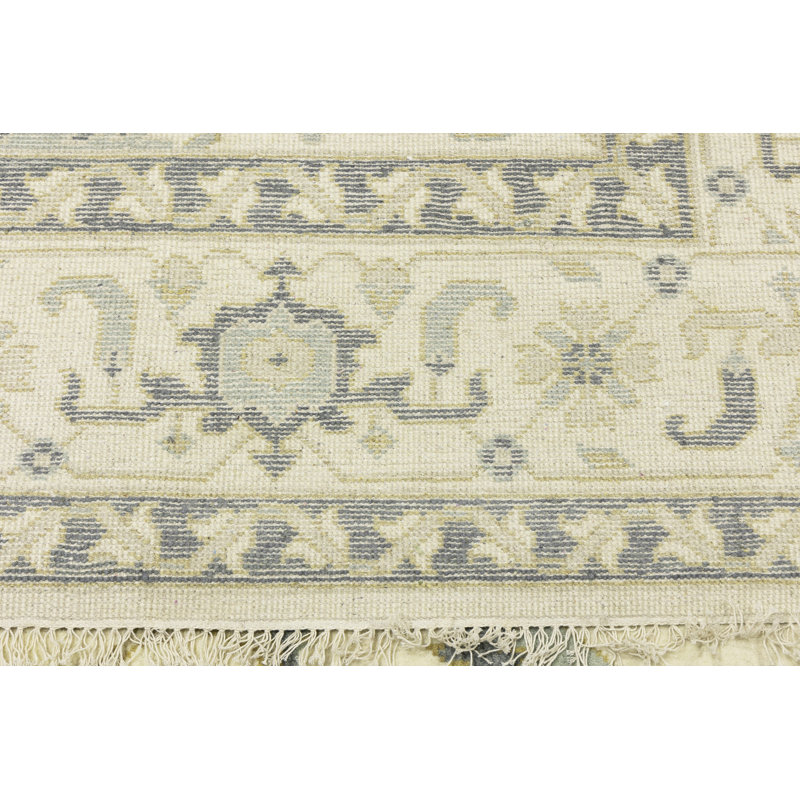 Tapis oriental crème Oushak Chobi