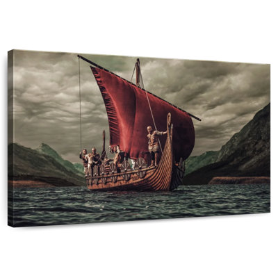 Mehar Vikings On Drakkar Boat
