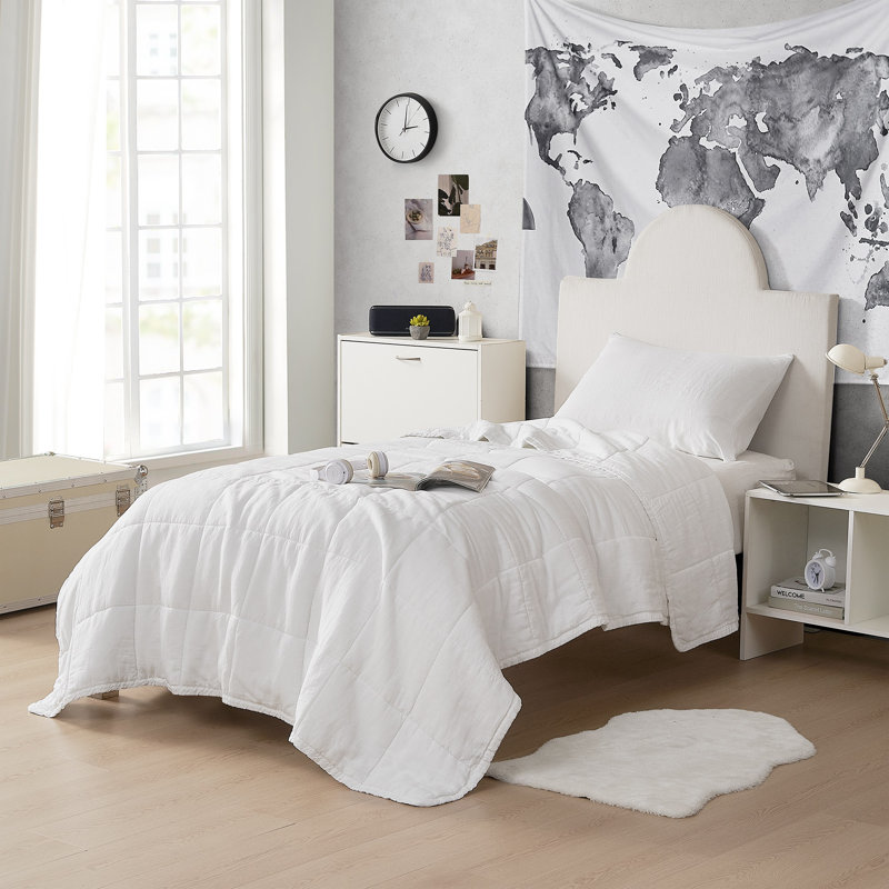 Belgian Flax Linen and Viscose Luxury Oversized Comforter, Queen Comforter, White