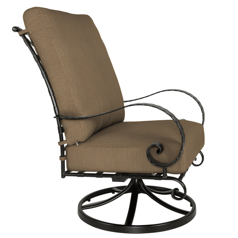Classico Outdoor Lounge Chair, Carbon Black, Sahara Cafe