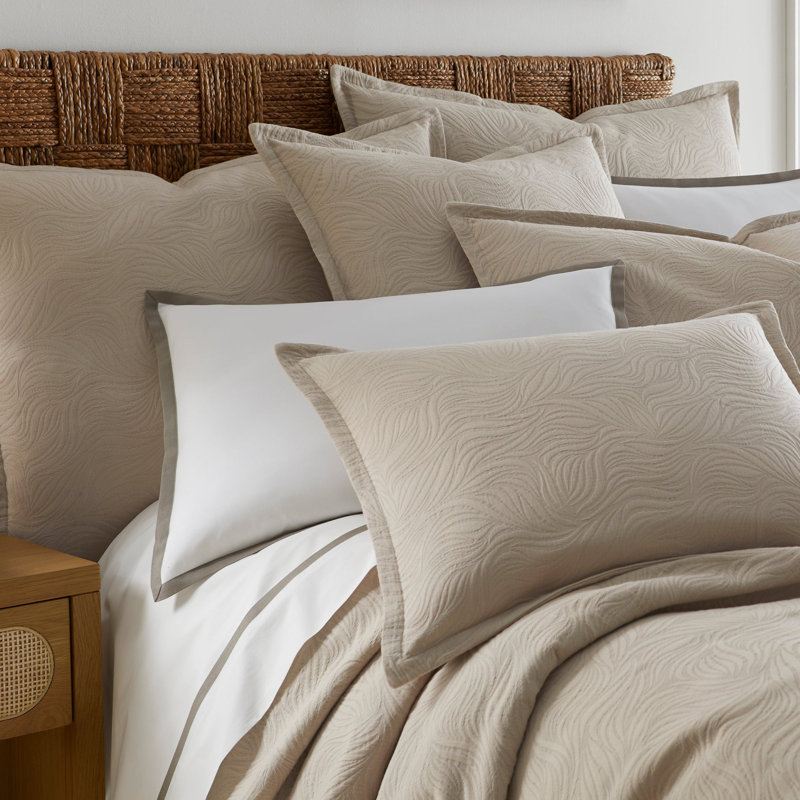 Caribbean Matelassé Coverlet Cotton, Natural, King Coverlet