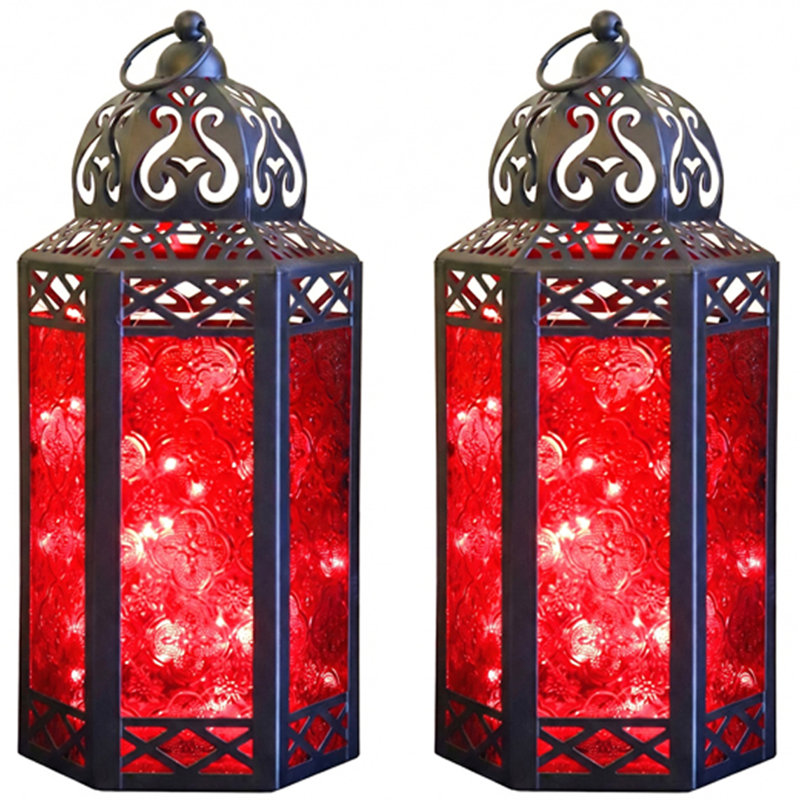 Lanterne décorative marocaine avec lumières DEL, H 12 po x l 5,75 po x P 4,4 po, Noir et rouge