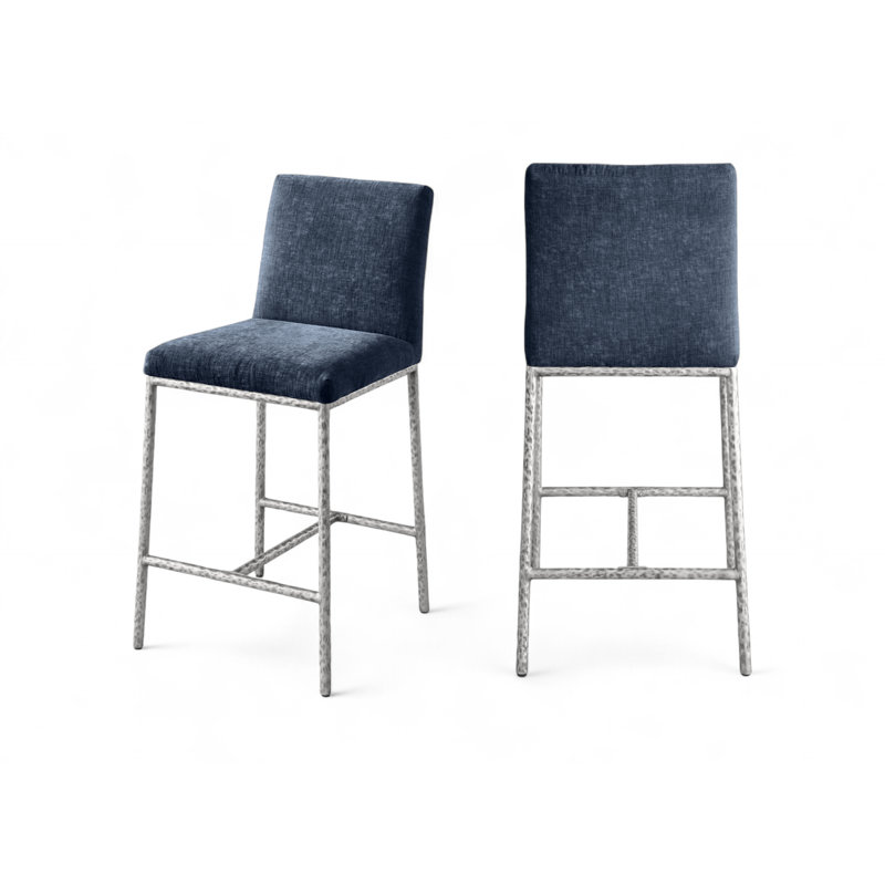 Tabouret de comptoir rembourré Reeves, Argent brossé, Tissu chenille bleu marine