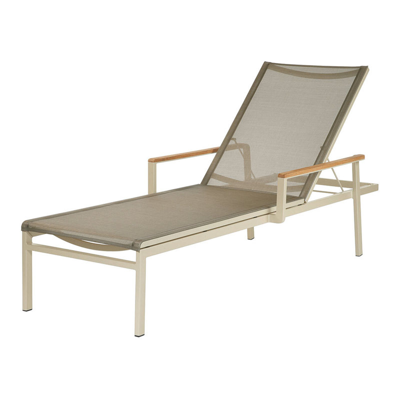 Aura Lounger, Champagne, Titanium
