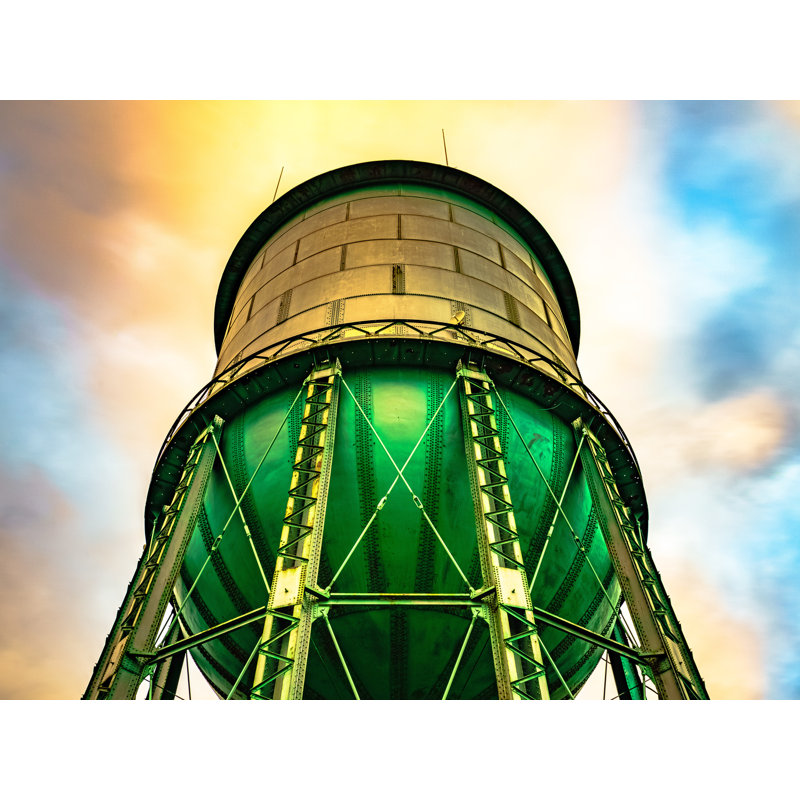 «Vibrant Water Tower in North Park, San Diego» par Brian Mc Clean - photographie, Papier avec cadre noir, H 16 po x l 20 po