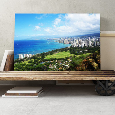 Skyline Honolulu Hawaii Photographic - Wrapped Canvas