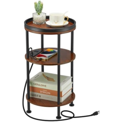 Petite table d'appoint ronde avec station de charge pour petits espaces, table d'appoint à 3 niveaux avec ports USB et prises de courant, canapé, table de thé d'angle pour salon, table de chevet, appartement de chambre à coucher (USB, cerisier)