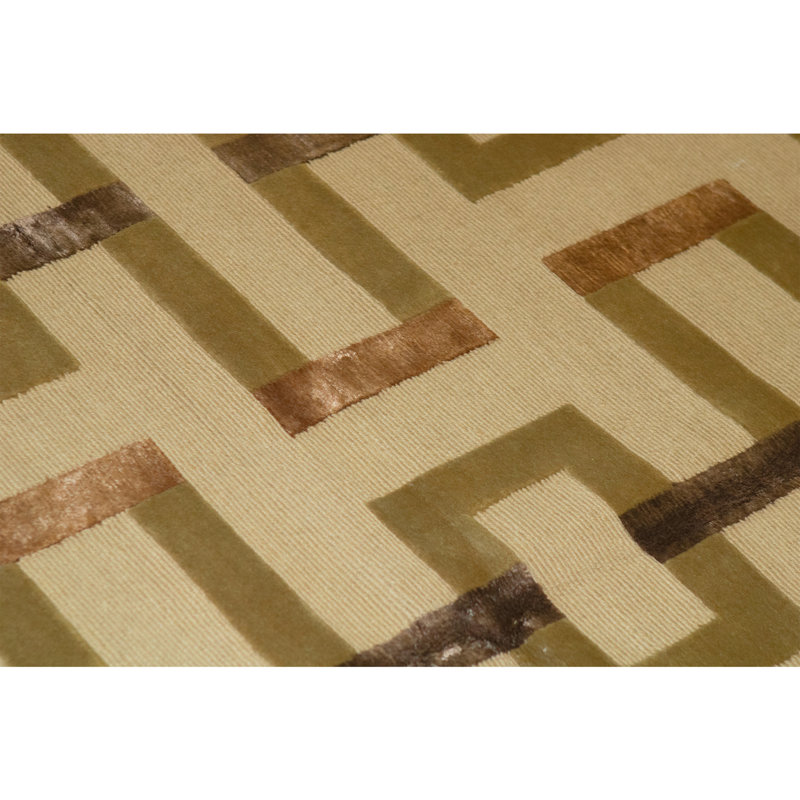 Hand Knotted Area Rug in Cashmere