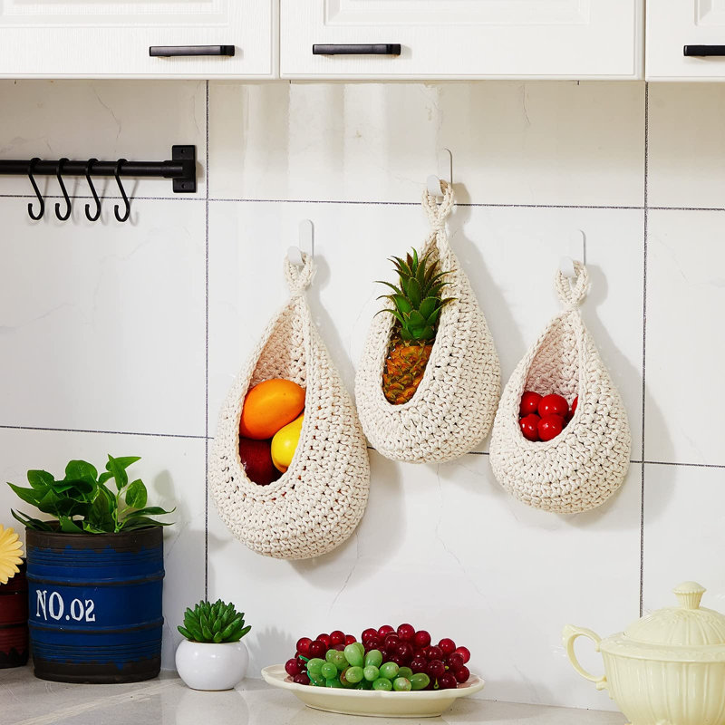 3 Hanging Baskets, Cream