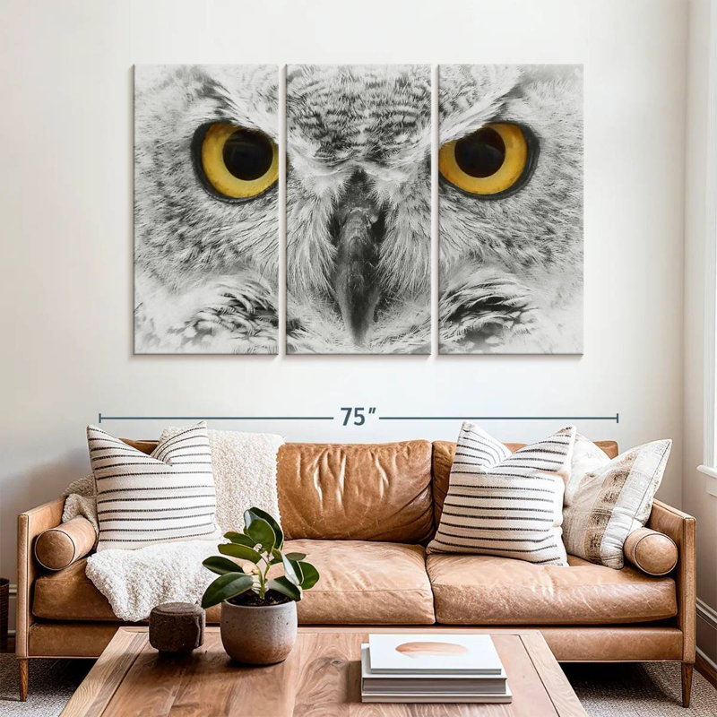 Hibou Brampt regardant fixement, H 42 po x l 65 po
