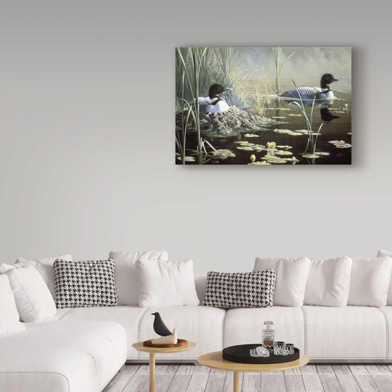 Berrien Nesting Loons - Impression sur toile tendue, H 12 po x l 19 po x P 2 po